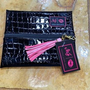 Makeup junkie cosmetic bag